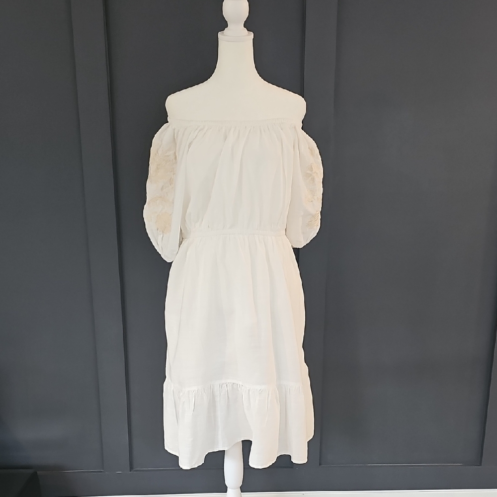 Knox Rose Off-Shoulder White Midi Dress